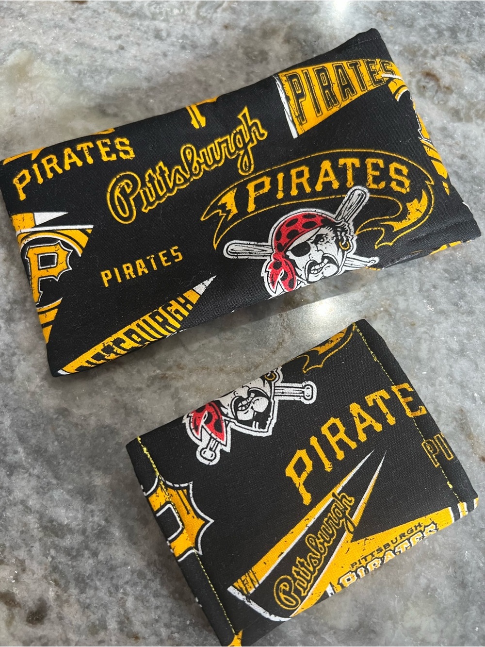 Pittsburgh Pirates Black & Yellow Glasses Case and coin/rosary bag